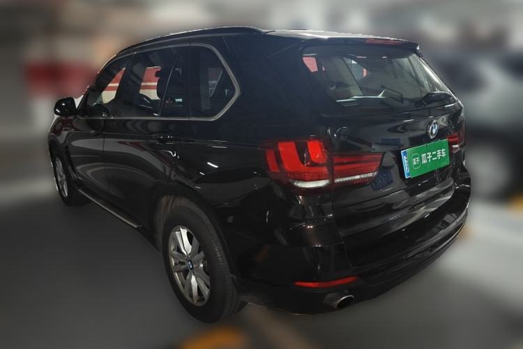 Used BMW X5 2014 xDrive35i Elegant Edition Rear Left 45 Deg