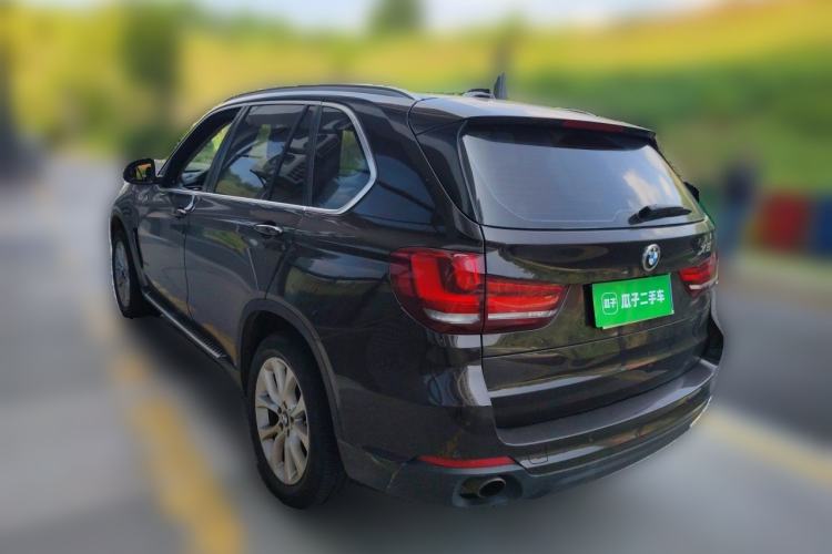 Used BMW X5 2014 xDrive35i Leading Model Rear Left 45 Deg