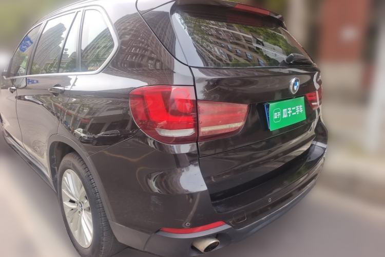 Used BMW X5 2014 xDrive35i U.S. specification Rear Left 45 Deg