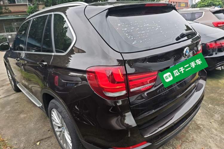 Used BMW X5 2014 xDrive35i Leading Model Rear Left 45 Deg