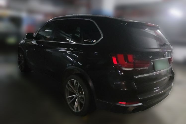 Used BMW X5 2014 xDrive35i Elegant Edition Rear Left 45 Deg