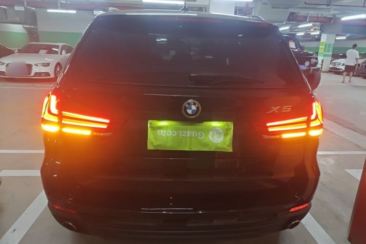 Used BMW X5 2014 xDrive35i Elegant Edition Rear