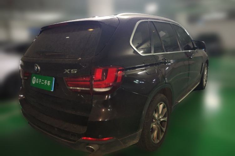 Used BMW X5 2014 xDrive35i Elegant Edition Rear Right 45 Deg