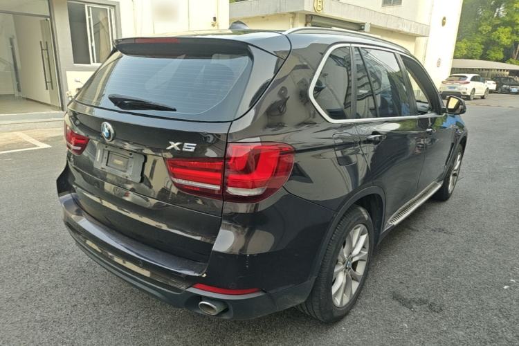 Used BMW X5 2014 xDrive35i Elegant Edition Rear Right 45 Deg
