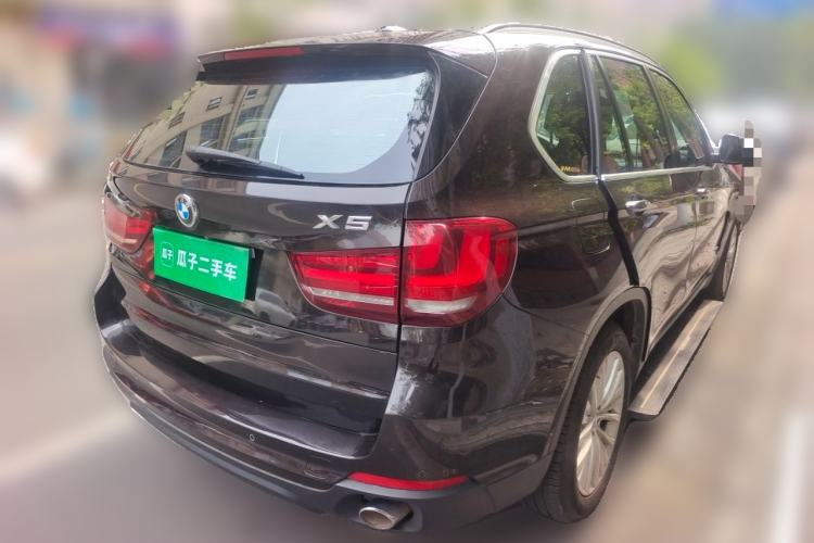 Used BMW X5 2014 xDrive35i U.S. specification Rear Right 45 Deg
