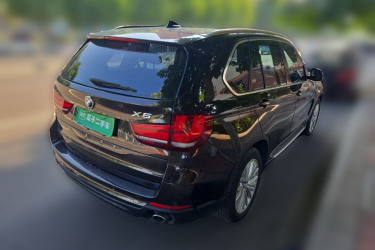 Used BMW X5 2014 xDrive35i Elegant Edition Rear Right 45 Deg