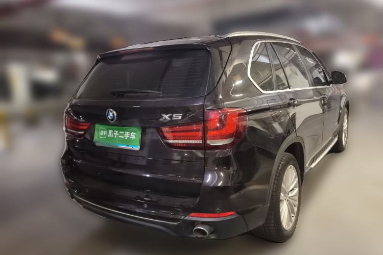 Used BMW X5 2014 xDrive35i Luxury Edition Rear Right 45 Deg