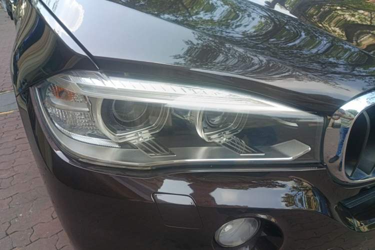 Used BMW X5 2014 xDrive35i Elegant Edition Right Front Headlight