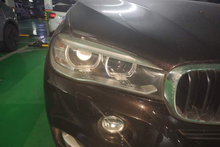 Used BMW X5 2014 xDrive35i Elegant Edition Right Front Headlight