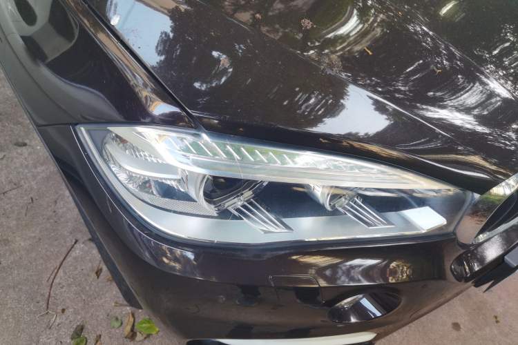 Used BMW X5 2014 xDrive35i Leading Model Right Front Headlight