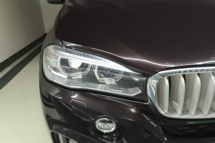 Used BMW X5  Right Front Headlight