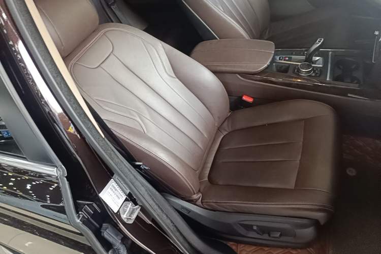 Used BMW X5 2014 xDrive35i Elegant Edition Right Front Seat