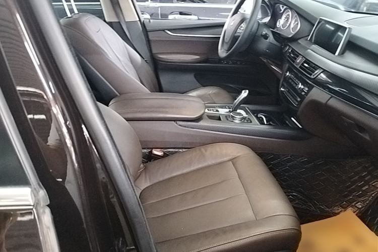 Used BMW X5 2014 xDrive35i Elegant Edition Right Front Seat