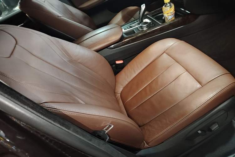 Used BMW X5 2014 xDrive35i Elegant Edition Right Front Seat