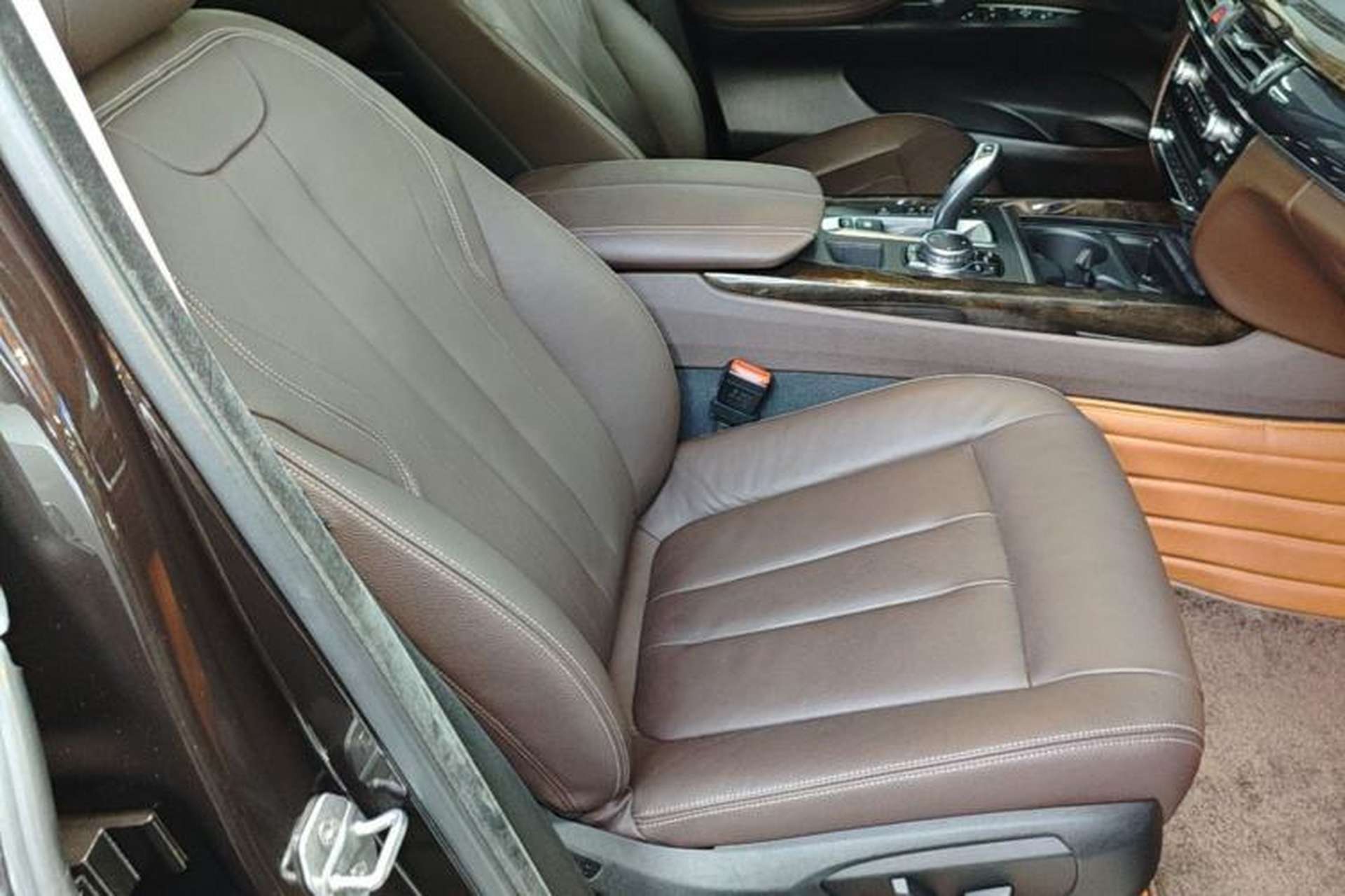 Used BMW X5 2014 xDrive35i Elegant Edition Right Front Seat