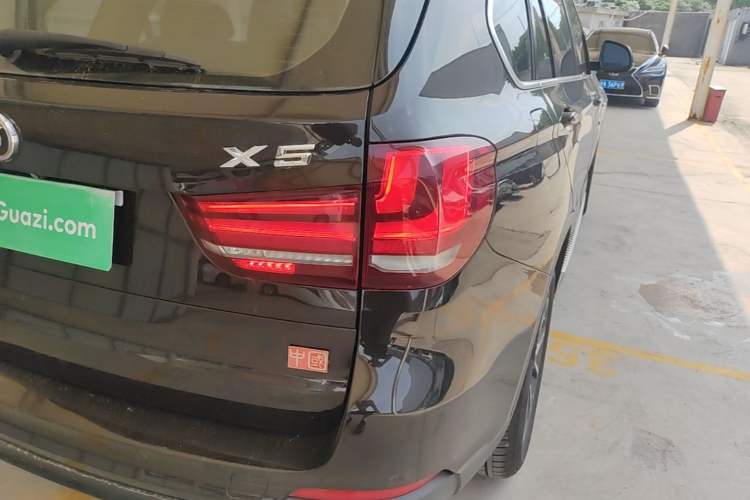 Used BMW X5 2014 xDrive35i Leading Model Right Rear Taillight