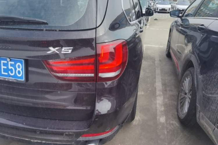 Used BMW X5 2014 xDrive35i Leading Model Right Rear Taillight