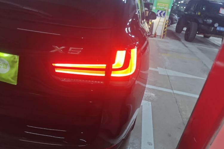 Used BMW X5 2014 xDrive35i Elegant Edition Right Rear Taillight