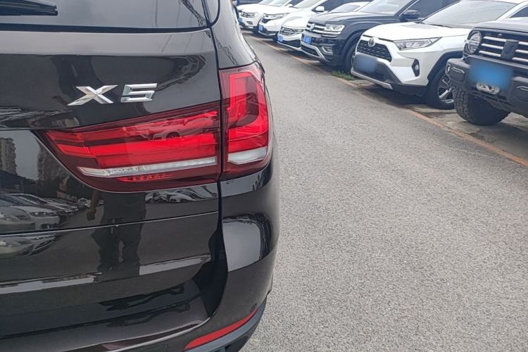 Used BMW X5 2014 xDrive35i U.S. specification Right Rear Taillight