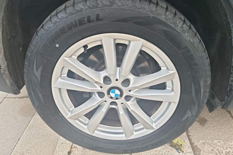 Used BMW X5 2014 xDrive35i Elegant Edition Right Rear Wheel Hub