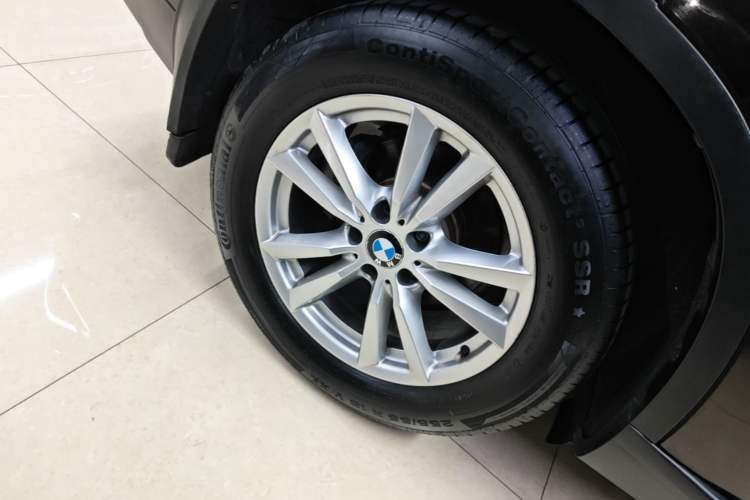 Used BMW X5 2014 xDrive35i Elegant Edition Right Rear Wheel Hub