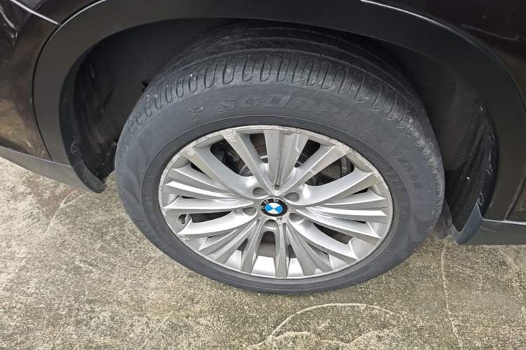 Used BMW X5 2014 xDrive35i Leading Model Right Rear Wheel Hub