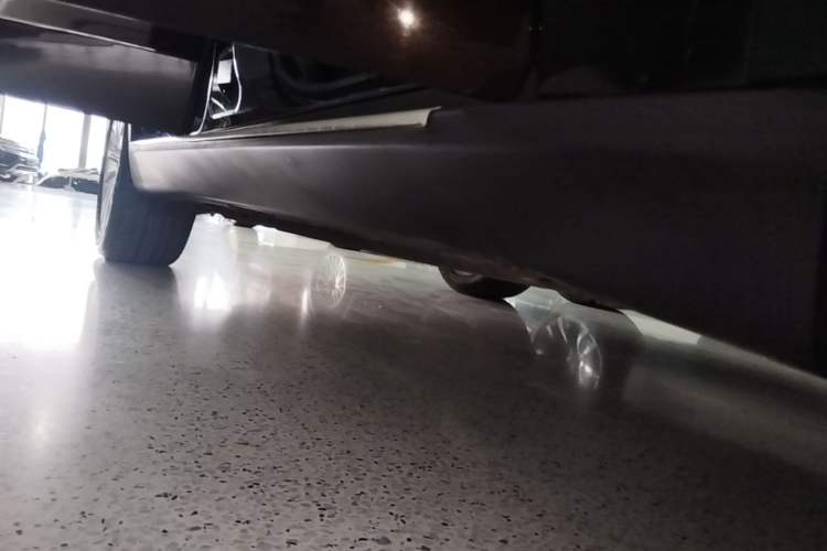 Used BMW X5 2014 xDrive35i Leading Model Right Side Sill