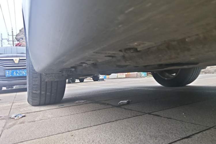 Used BMW X5 2014 xDrive35i Elegant Edition Right Side Sill