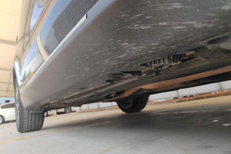 Used BMW X5 2014 xDrive35i Leading Model Right Side Sill