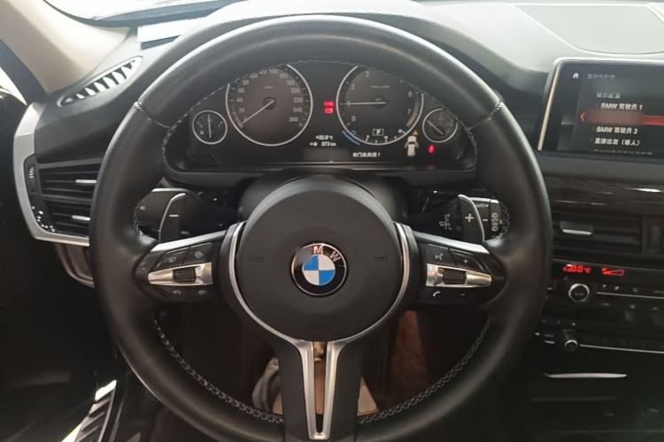 Used BMW X5 2014 xDrive35i Elegant Edition Steering Wheel