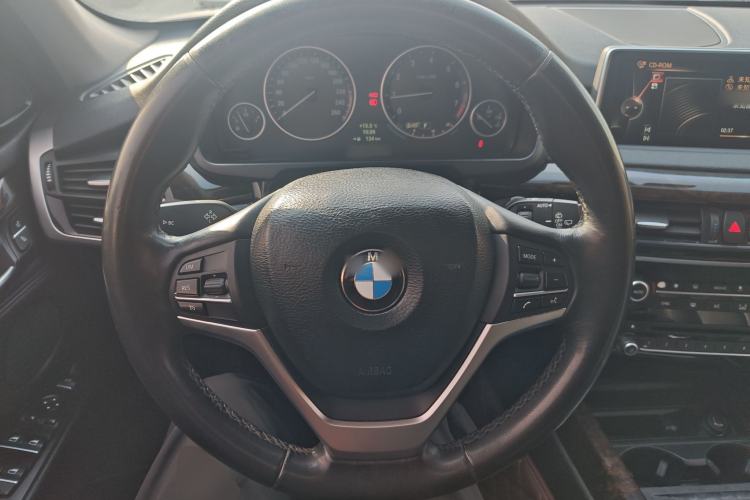 Used BMW X5 2014 xDrive35i Elegant Edition Steering Wheel