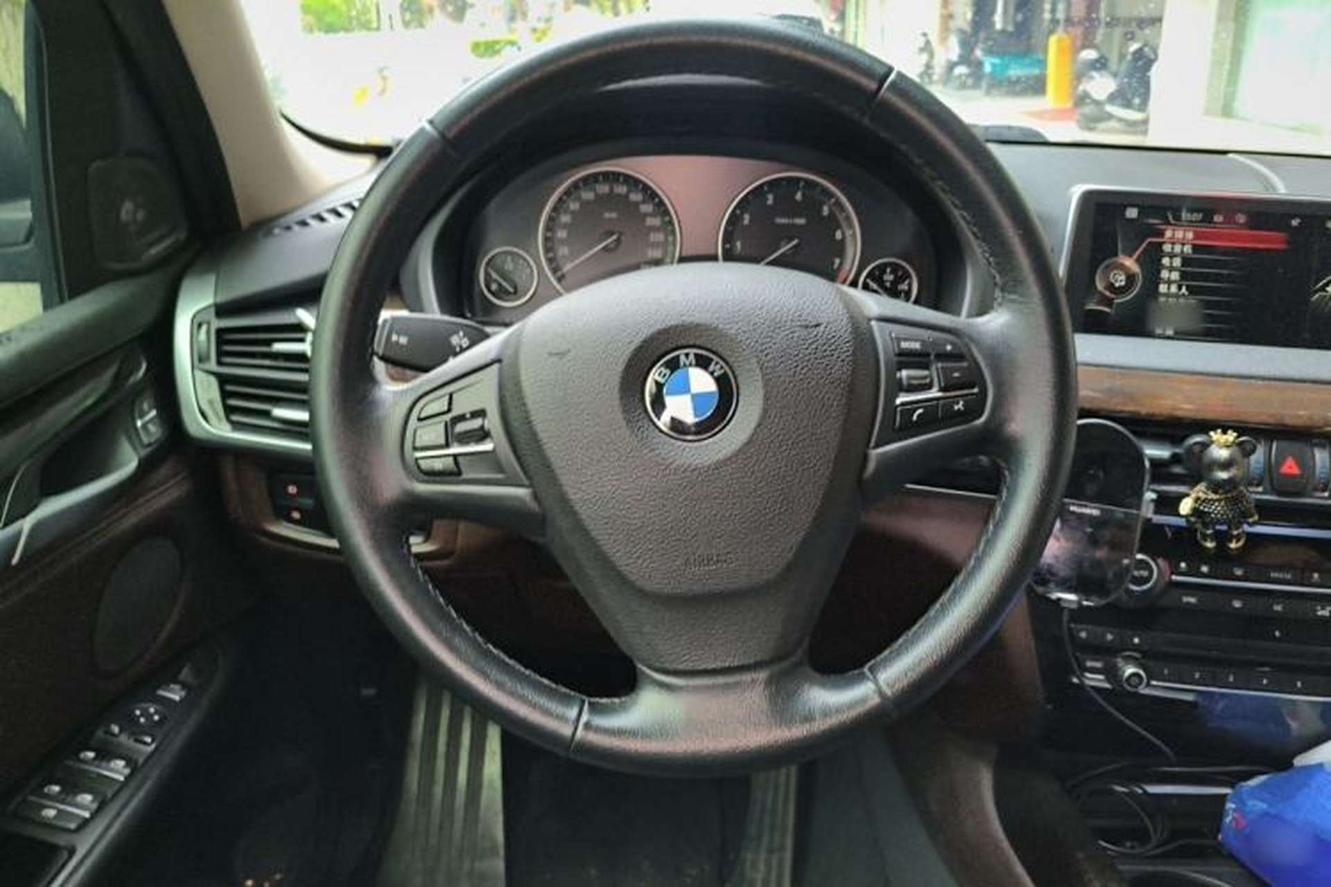 Used BMW X5 2014 xDrive35i Elegant Edition Steering Wheel
