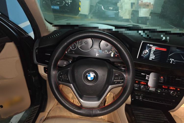 Used BMW X5 2014 xDrive35i Elegant Edition Steering Wheel