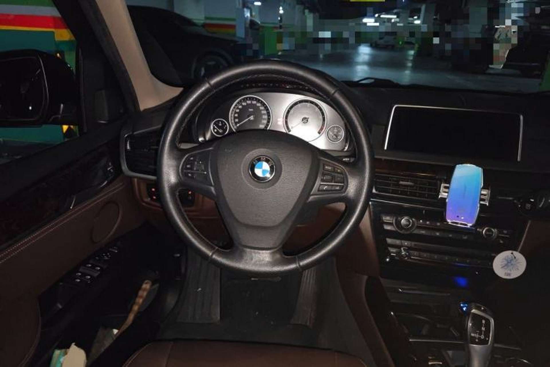 Used BMW X5 2014 xDrive35i Elegant Edition Steering Wheel