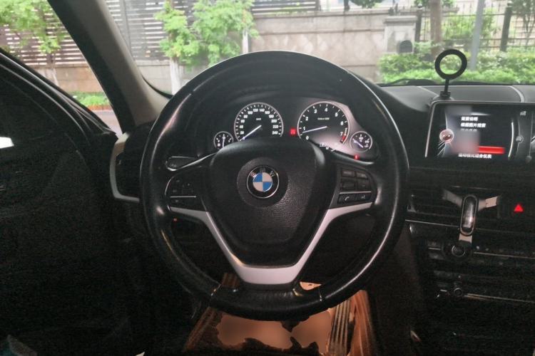 Used BMW X5  Steering Wheel