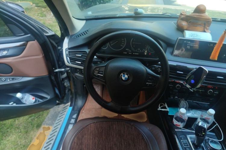 Used BMW X5 2014 xDrive35i Elegant Edition Steering Wheel