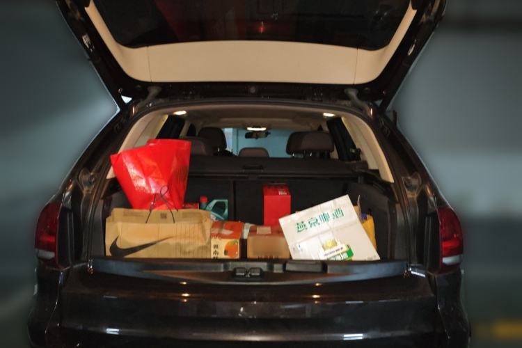 Used BMW X5 2014 xDrive35i Elegant Edition Trunk