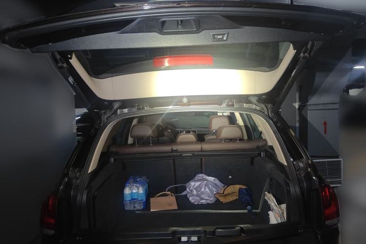 Used BMW X5 2014 xDrive35i Luxury Edition Trunk