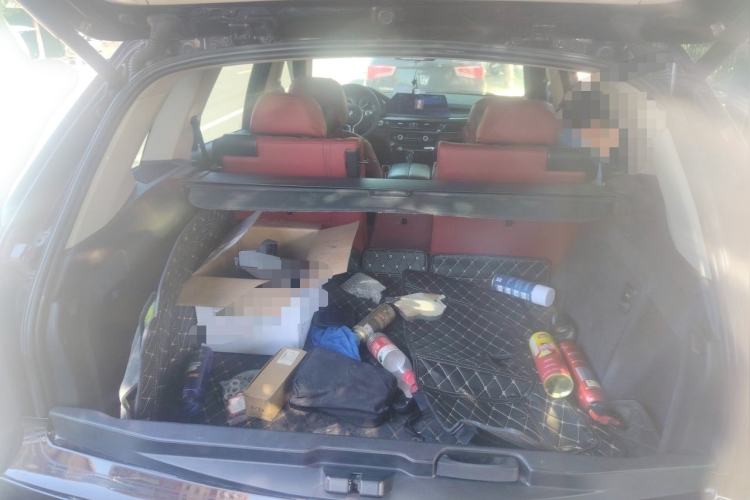 Used BMW X5 2014 xDrive35i Leading Model Trunk