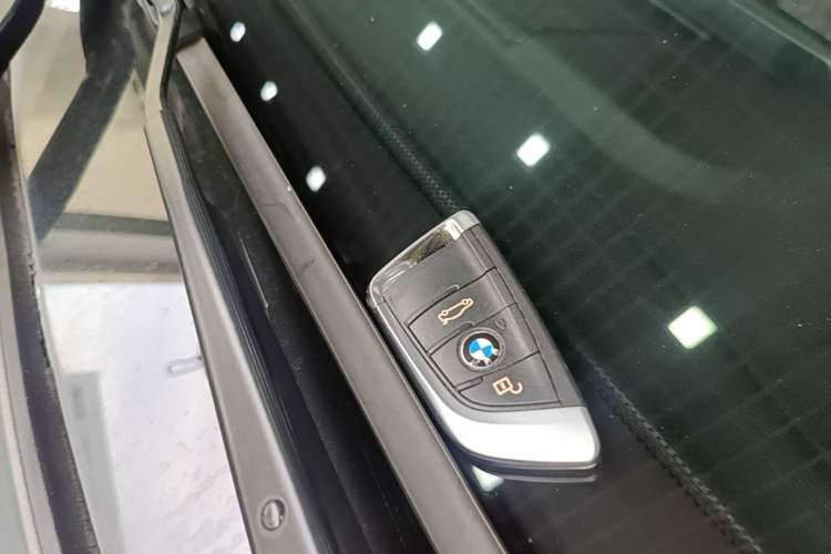 Used BMW X5 2014 xDrive35i Elegant Edition Vehicle Key