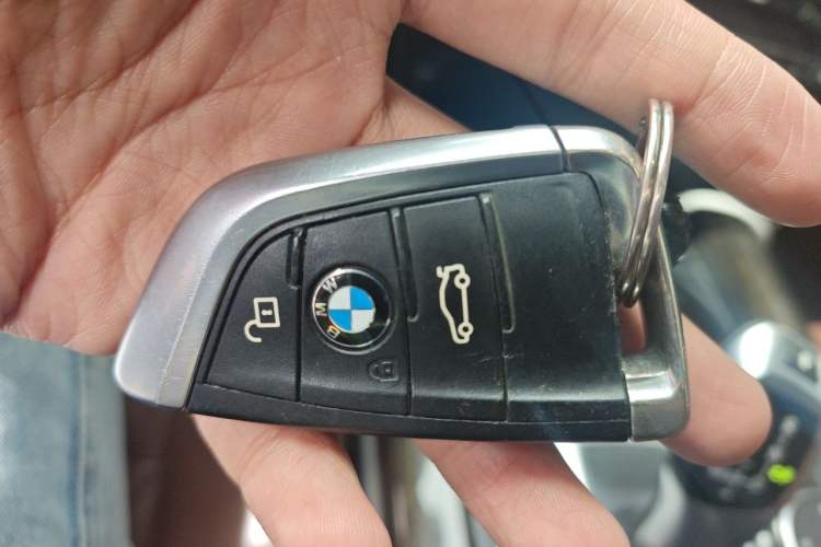Used BMW X5 2014 xDrive35i Luxury Edition Vehicle Key