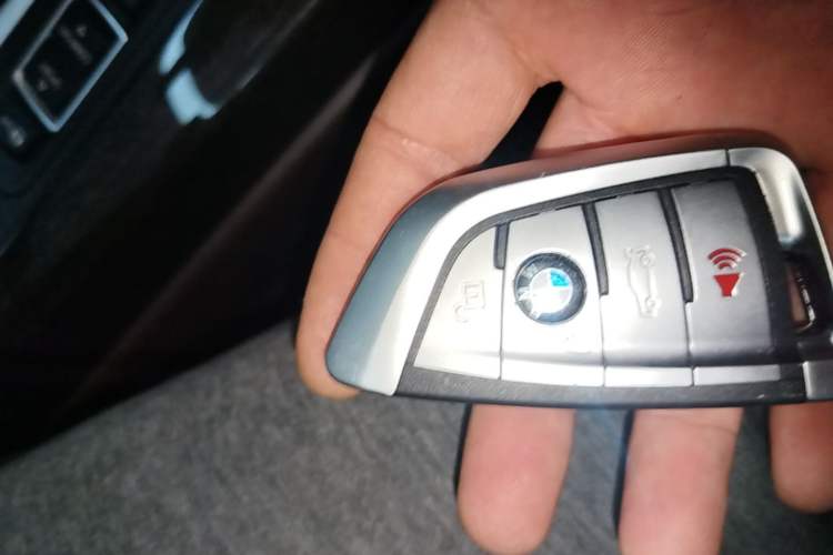 Used BMW X5 2014 xDrive35i Leading Model Vehicle Key