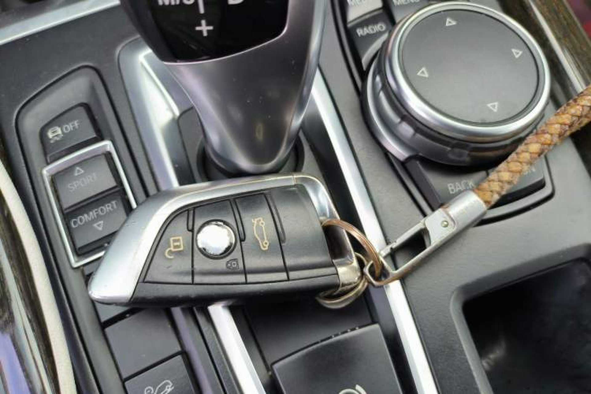 Used BMW X5 2014 xDrive35i Leading Model Vehicle Key
