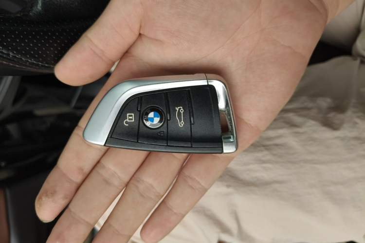 Used BMW X5 2014 xDrive35i Elegant Edition Vehicle Key