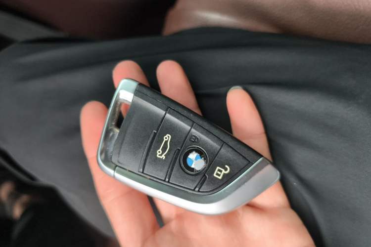 Used BMW X5 2014 xDrive35i Elegant Edition Vehicle Key