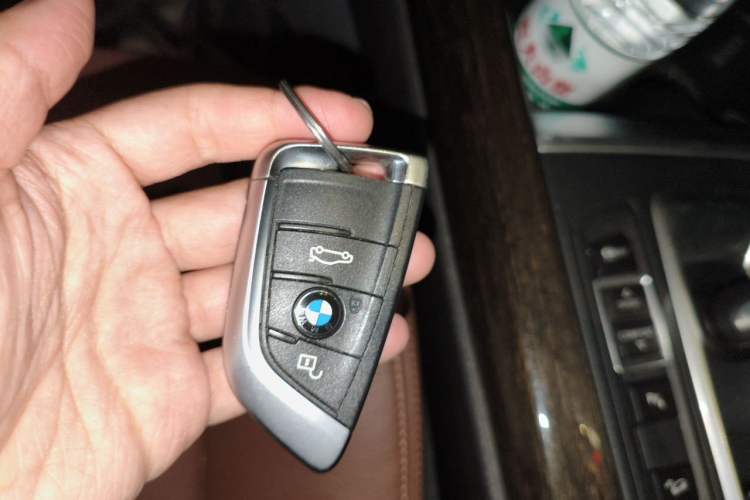 Used BMW X5 2014 xDrive35i Luxury Edition Vehicle Key