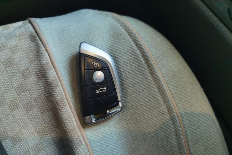 Used BMW X5 2014 xDrive35i Leading Model Vehicle Key