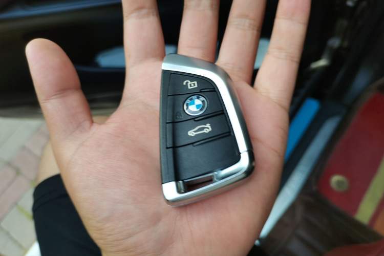 Used BMW X5 2014 xDrive35i Elegant Edition Vehicle Key