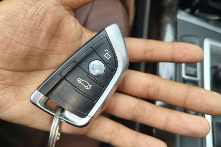 Used BMW X5 2014 xDrive35i Elegant Edition Vehicle Key