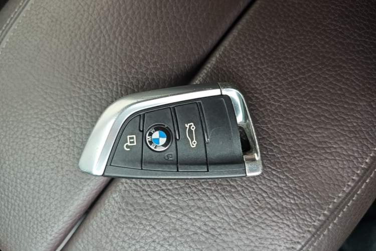 Used BMW X5 2014 xDrive35i Leading Model Vehicle Key